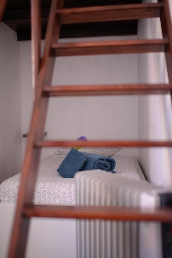 The Blue House - Saint Pauls Apartment Lisbon Bagian luar foto